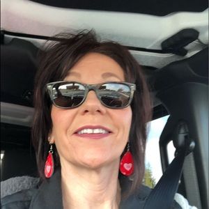 Meet your Posher, Bettina